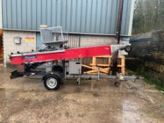 Bocker Petrol Powered Material Lift