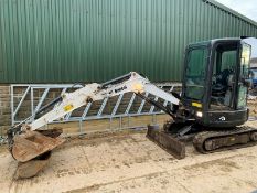 Bobcat E25 Digger Excavator 2015