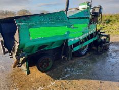 Barber Green BG200 Mini Paver Ashphalt Machine.