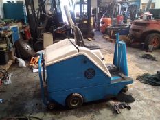 Fiorent Petrol Ride On Sweeper