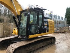 CAT 320 FL Excavator / Digger (2016)