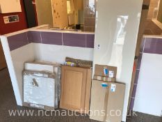 ** NO RESERVE ** Various bath panels