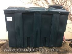 ** NO RESERVE ** Waste oil containers storage