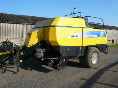 New Holland BB 940A Baler