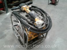 JCB Beaver pack with hose and gun