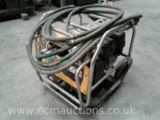 JCB Beaver pack with hose