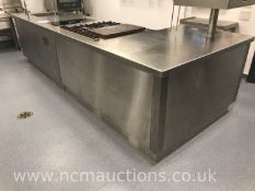 Nayati L- Shaped Catering Suite