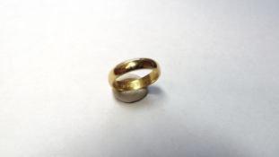 Vintage 22ct Yellow Gold 4mm Plain Wedding Ring