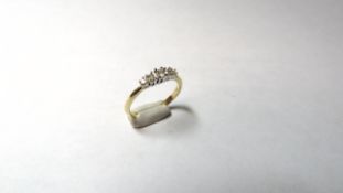 18ct Yellow Gold 5 Stone Diamond Ring