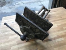 Record No 53E bench vice black