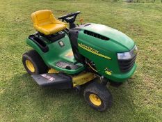 John Deere L105 Ride on Lawn Mower