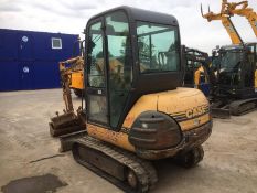 CASE 2.8 Tonne Digger