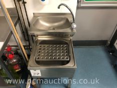 Basix BSX JTS 600 Janitorial Sink