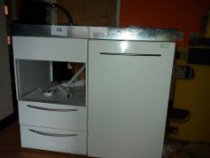 Sink/fridge tea point unit