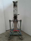 Genie material lift