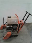 Petrol floor saw