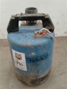 Submersible pump