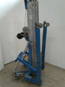 Genie material lift SLA-20