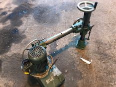 Power feed unit with forward & reverse