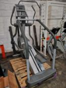 Life Fitness Summit Trainer