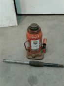 Bottle Jack