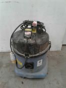 Industrial vacuum cleaner 110v 32 amp