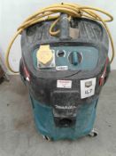 Makita industrial vacuum cleaner