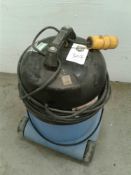 Vacuum cleaner 110 V 16 amp