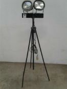 Twin LED tripod light 110 V