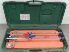Tile cutter