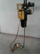 Street crane hoist 3 phase
