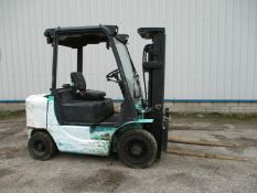 Mitsubishi FD25 Forklift