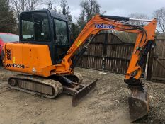 Hanix H26 2.6T Zero Tail Swing Digger