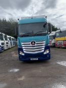Mercedes Actros 2551