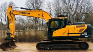 Hyundai Robex HX220L