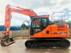 Doosan DX140-LC Excavator / Digger
