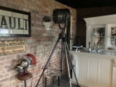 MASSIVE VINTAGE INDUSTRIAL METAL HEAVY DUTY TRIPOD LANTERN EXTENDING TO 7FT6