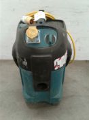 Makita industrial vacuum cleaner 110 V