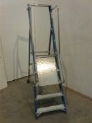 Builders platform step ladders