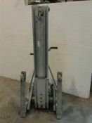 Sumner material lift