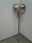 Elite twin LED tripod light 110 V