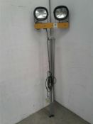 Twin LED tripod light 110 V