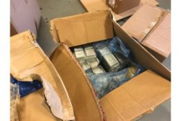 2x Boxes of Clear Plastic Cake Cases