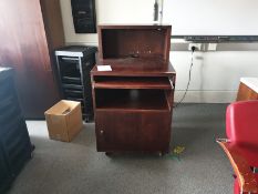 Computer/Reception Desk with Key