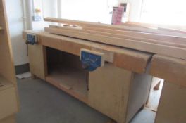 Single sided joiners bench with 2 vices