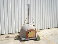 HANDMADE WOOD FIRED BRICK PIZZA OVEN