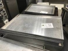 8x Stainless Steal Baking Trays / Shelves
