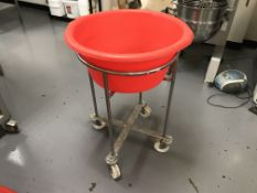 1x Large Red Plastic Box with Trolley and 1x Lid