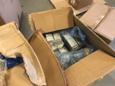 2x Boxes of Clear Plastic Cake Cases