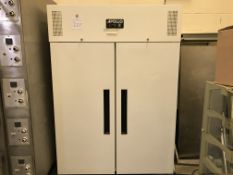 Apollo ADR1200 Refrigerator